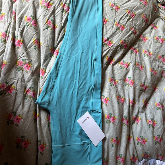 {Lululemon} Fast and Free HR 25” Tight/Legging NWT size 14 - Picture 6 of 9